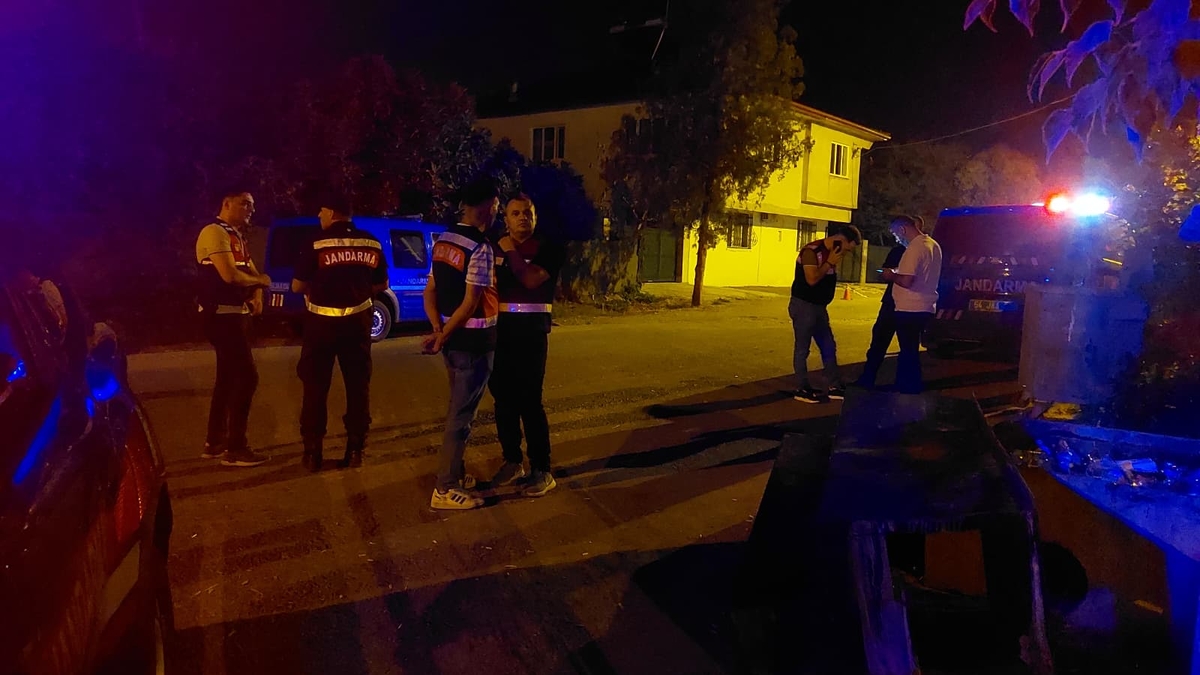 Ekinli'de silahlı çatışma 2 ölü,2 yaralı