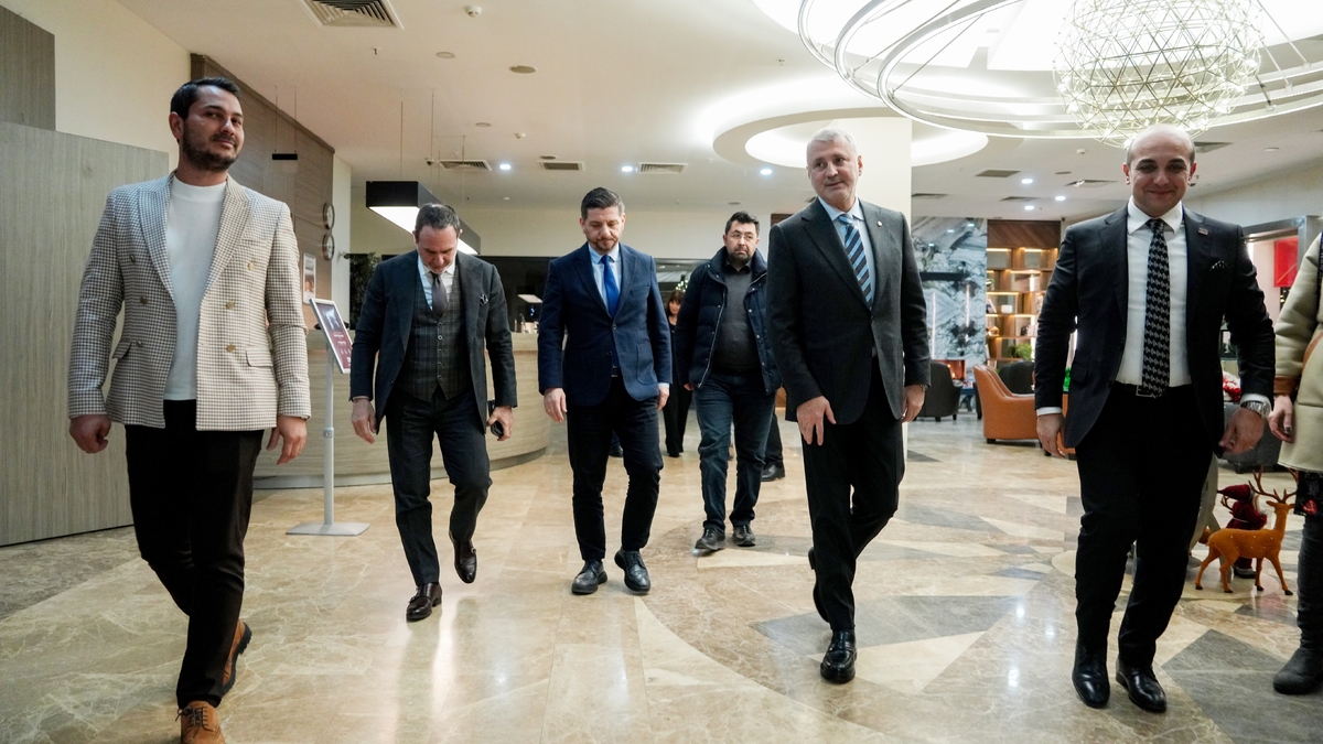 Ekonomide yol haritası Sakarya’da çizildi: Alkin ve Altuğ ETD'nin konuğu oldu