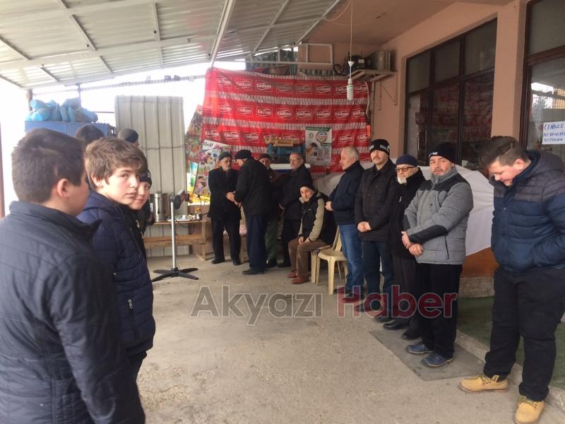 Ekrem Ailesi Büyüğünü dualarla uğurladı