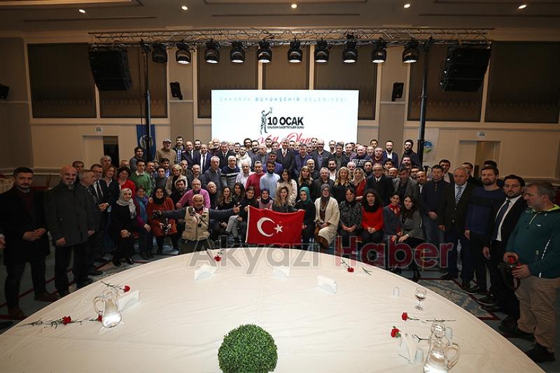 Ekrem Yüce Akyazı Basınını Unutmadı