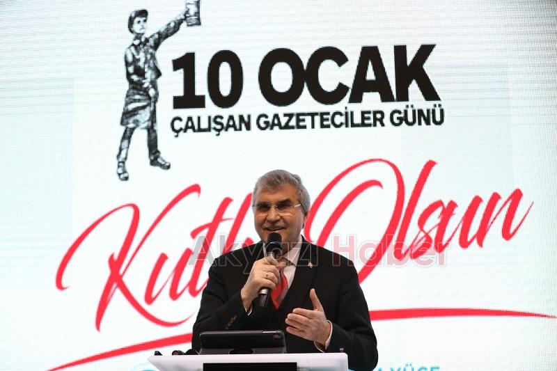 Ekrem Yüce Akyazı Basınını Unutmadı