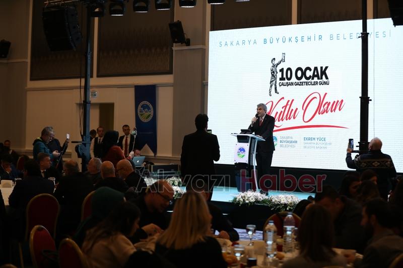 Ekrem Yüce Akyazı Basınını Unutmadı