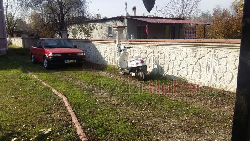 Elektrikli Bisiklet Minibüse Arkadan Çarptı