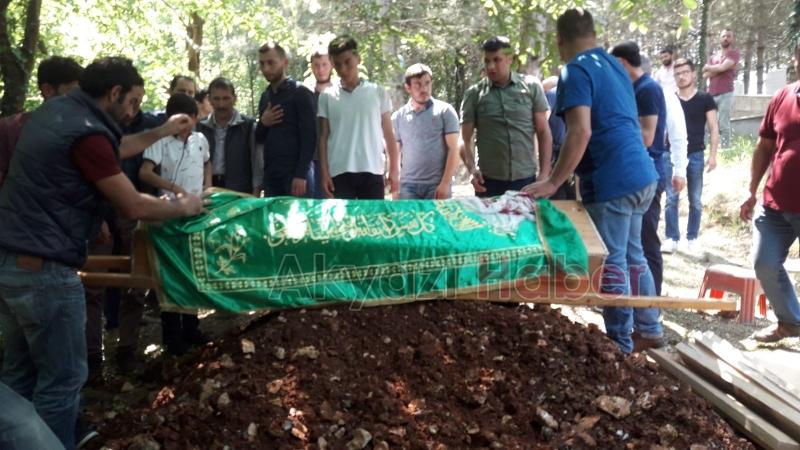 Elif Gürek Defnedildi