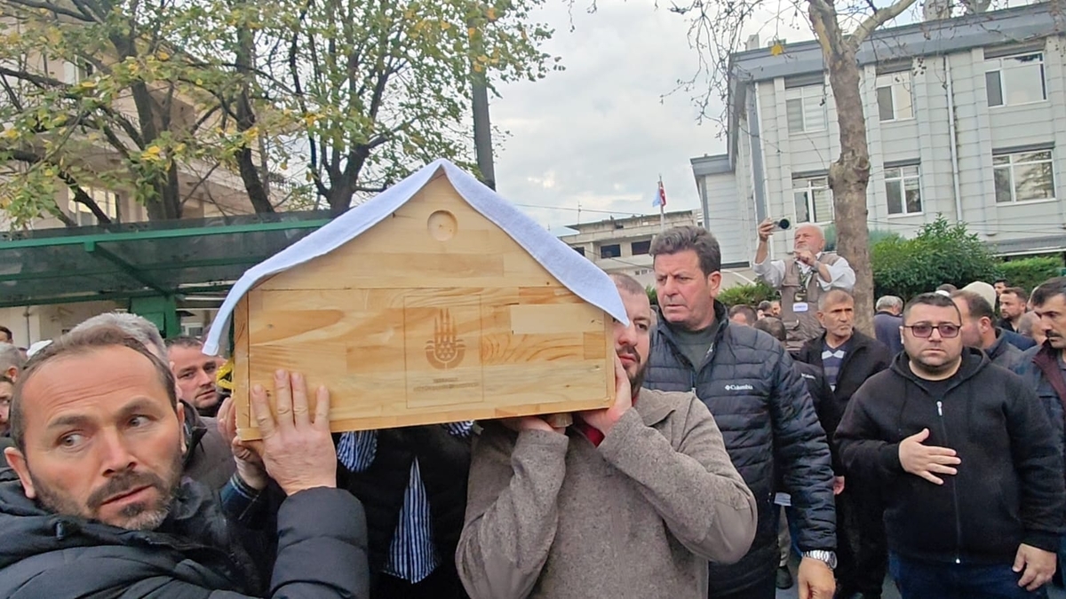 Emekli İmam Adil Keskin Toprağa Verildi