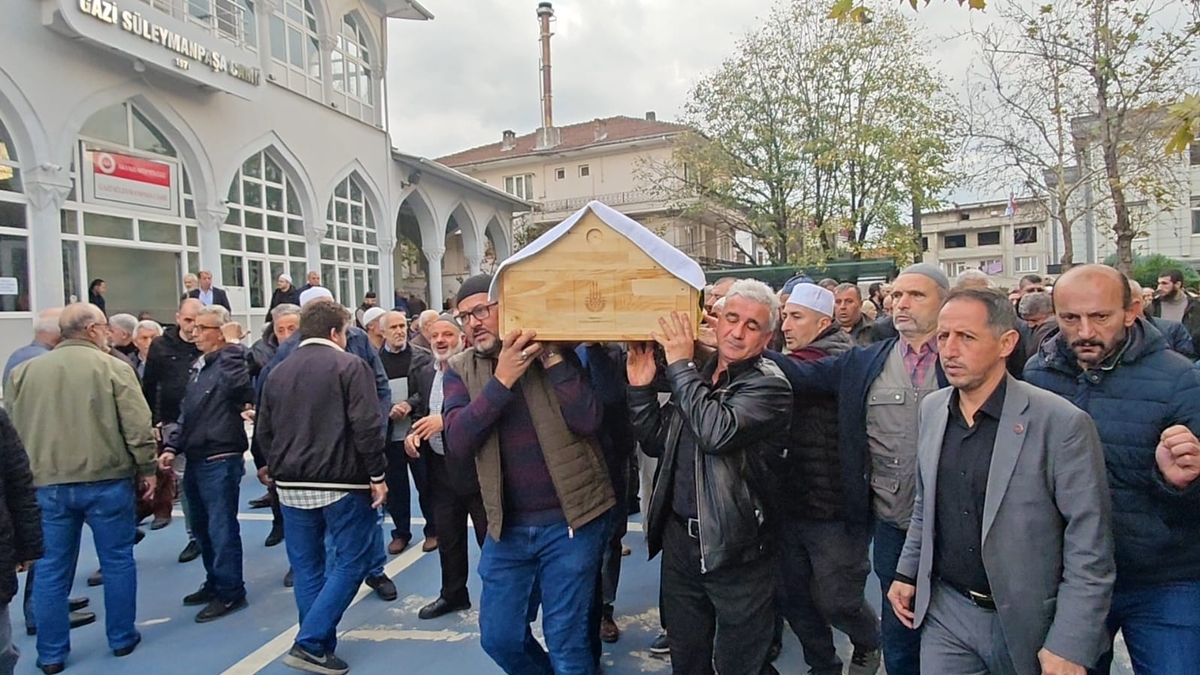 Emekli İmam Adil Keskin Toprağa Verildi