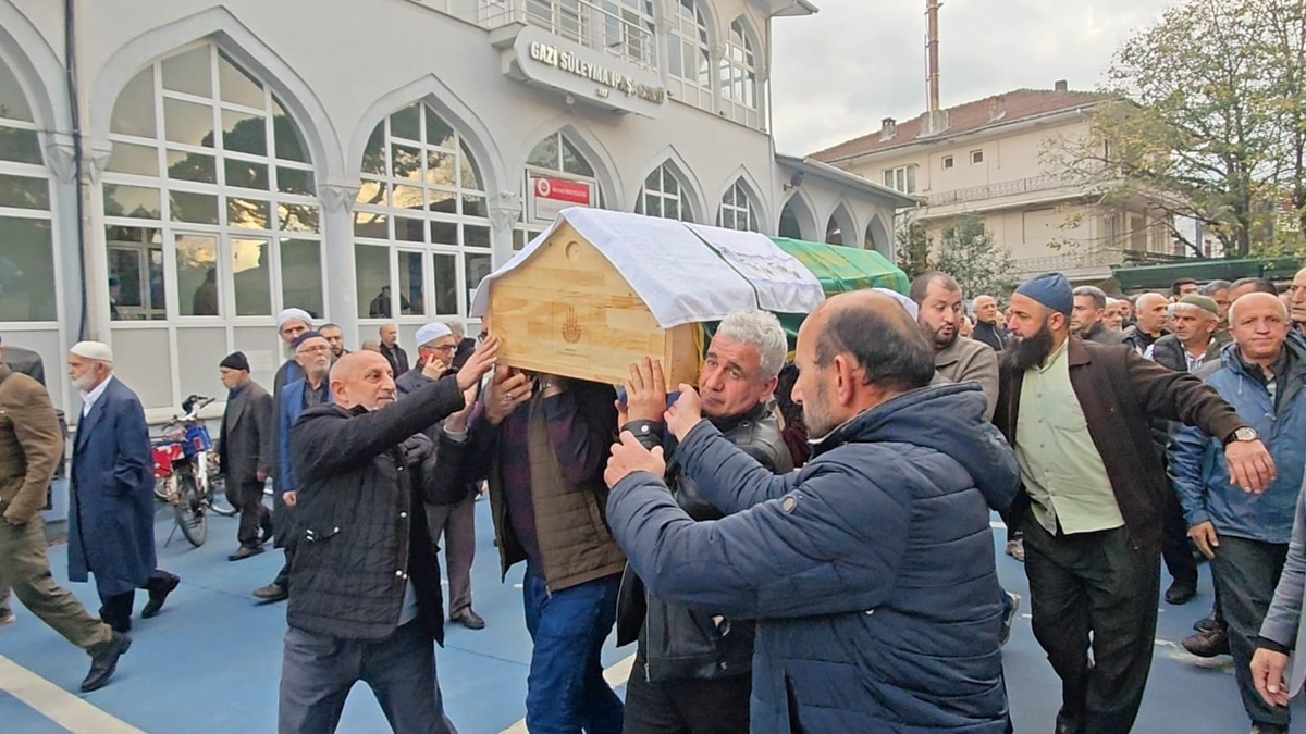 Emekli İmam Adil Keskin Toprağa Verildi