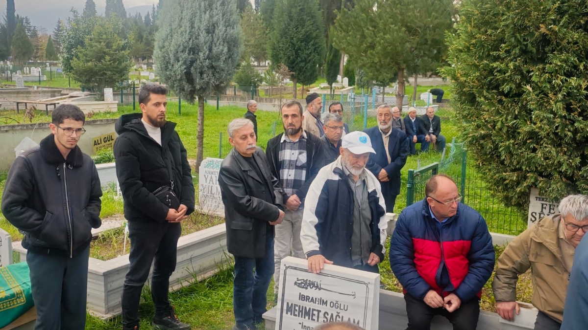 Emekli İmam Adil Keskin Toprağa Verildi