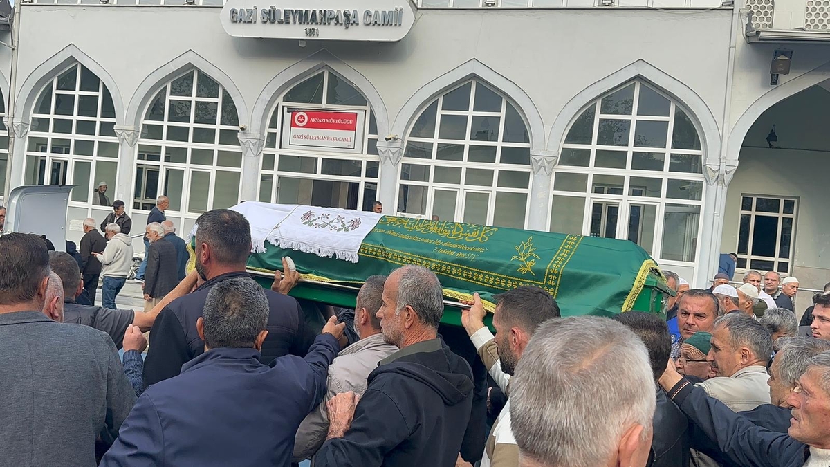 Emekli İtfaiyeci Hasan Saka Defnedildi