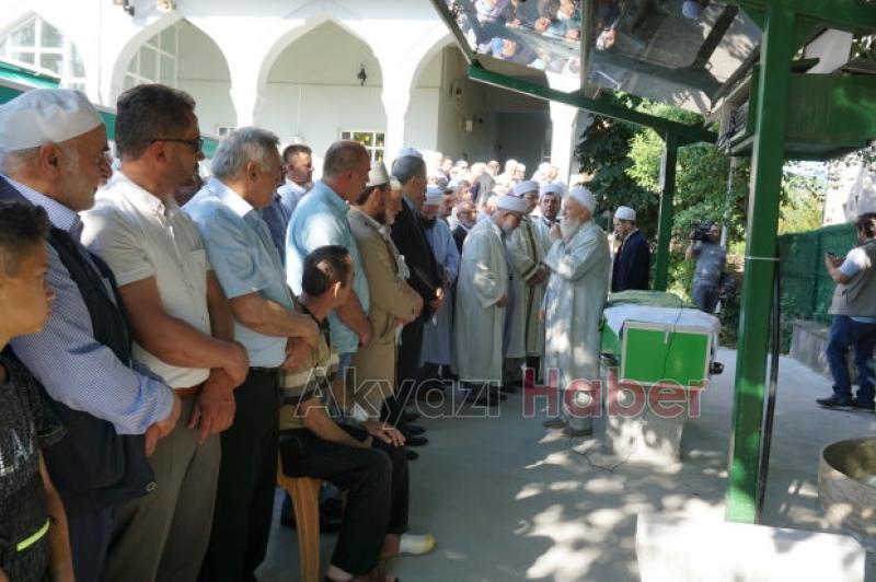 Emekli Mehmet Dindar Hoca Dualarla Defnedildi
