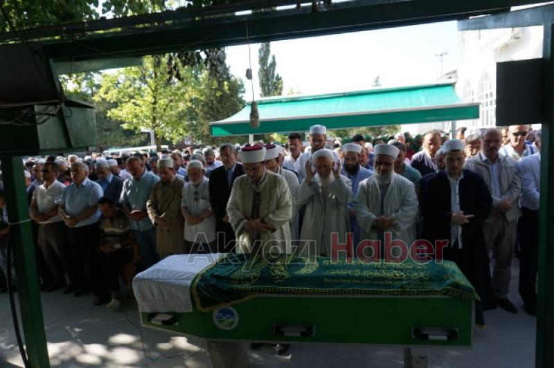 Emekli Mehmet Dindar Hoca Dualarla Defnedildi
