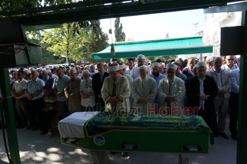 Emekli Mehmet Dindar Hoca Dualarla Defnedildi