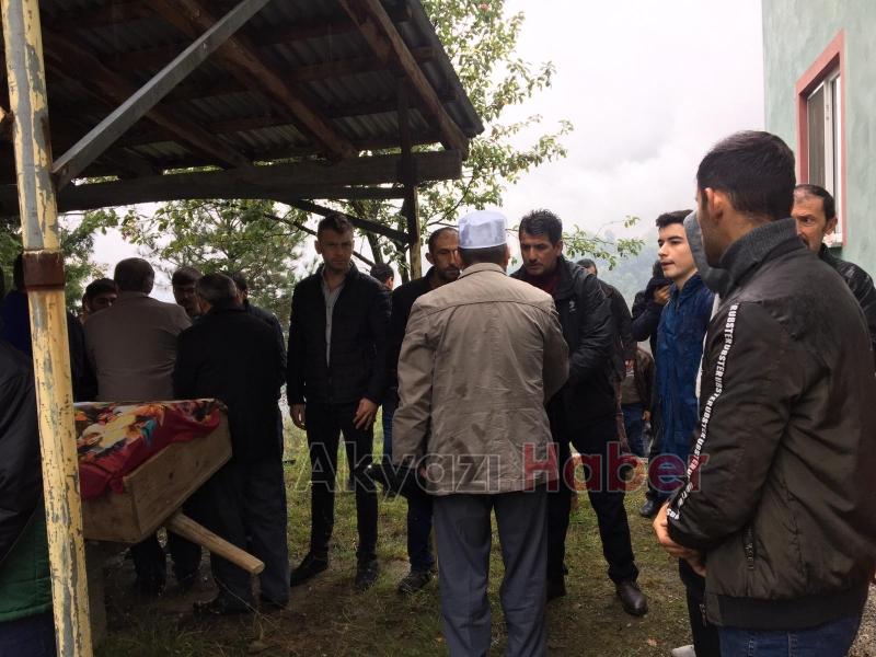 Emine Çakıroğlu Defnedildi