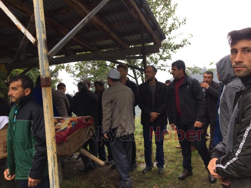 Emine Çakıroğlu Defnedildi