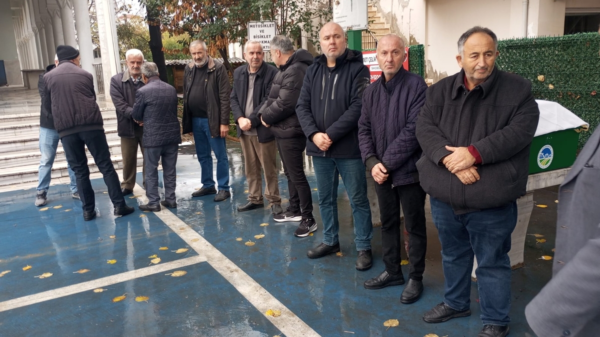 Emine Sarı son yolculuğuna uğurlandı.