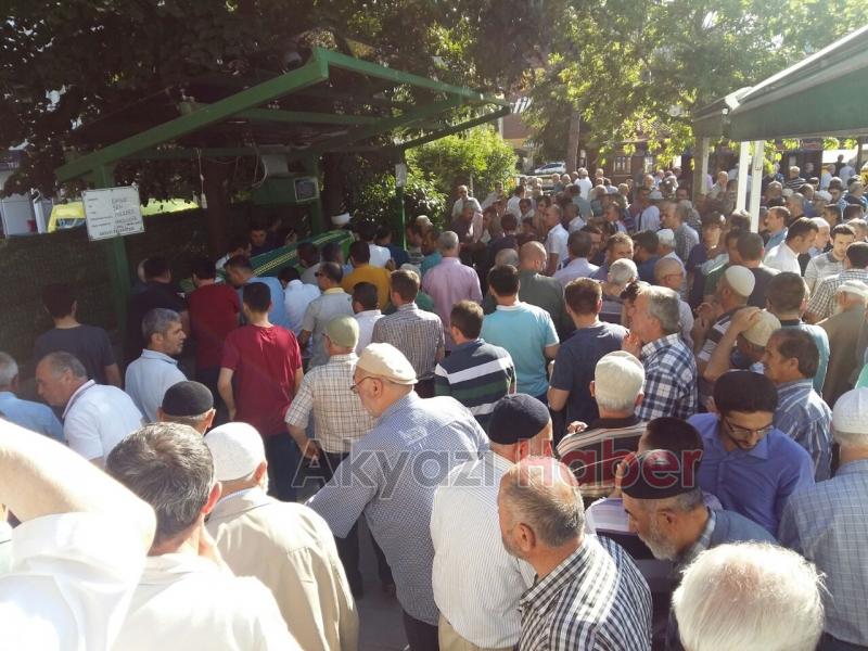 Emine Şen Defnedildi