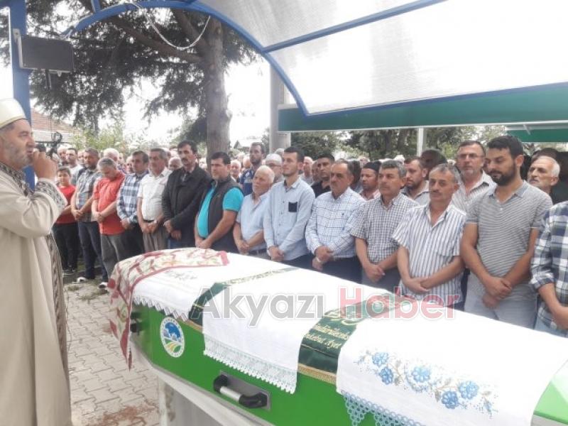 Emine Uluköylü Defnedildi