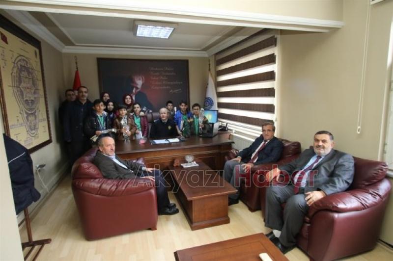 Emniyet Müdürlüğüne Anlamlı Ziyaret