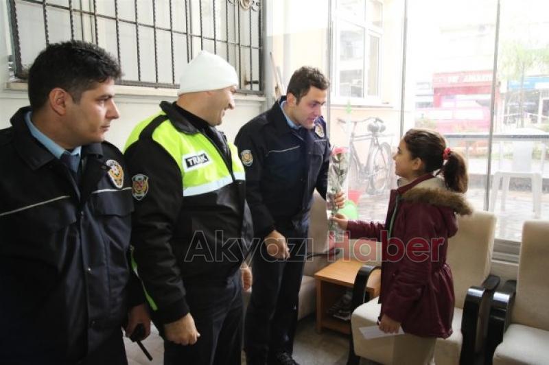 Emniyet Müdürlüğüne Anlamlı Ziyaret