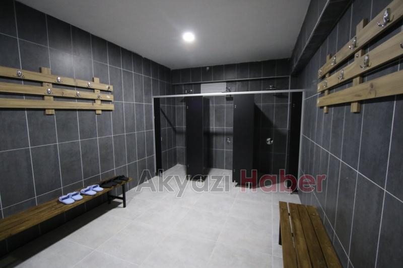 Emre Belözoğlu Akyazıya Selam Gönderdi