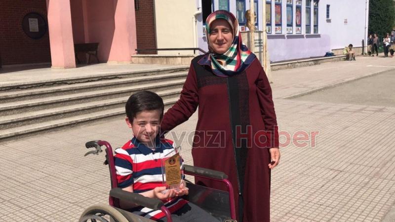 En Özel Anneye En Güzel Hediye