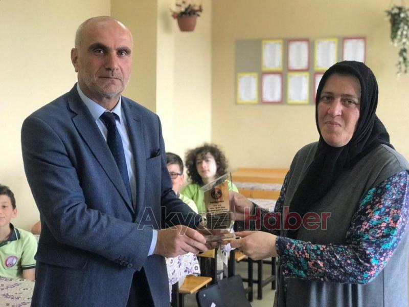 En Özel Anneye En Güzel Hediye