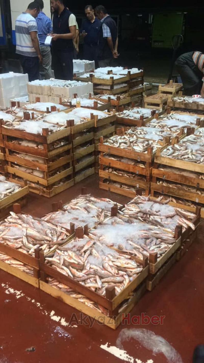 En Taze Balıklar Balıkçı Hüseyinde Sizleri Bekliyor