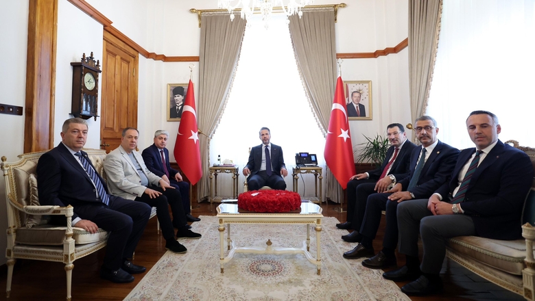 Enerji ve Tabii Kaynaklar Bakanı Bayraktar Sakarya'da