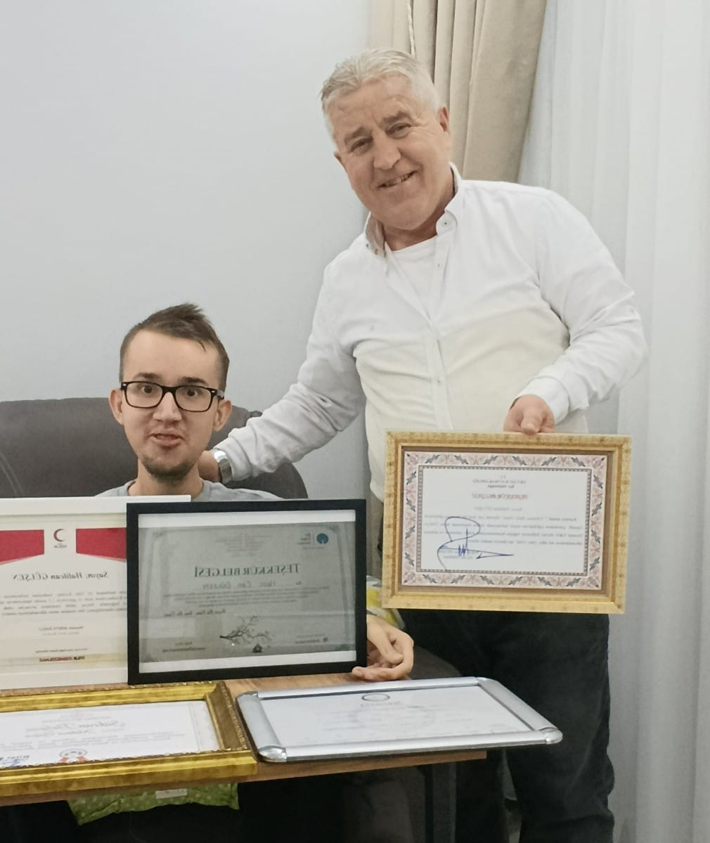 Engelli gençten örnek davranış