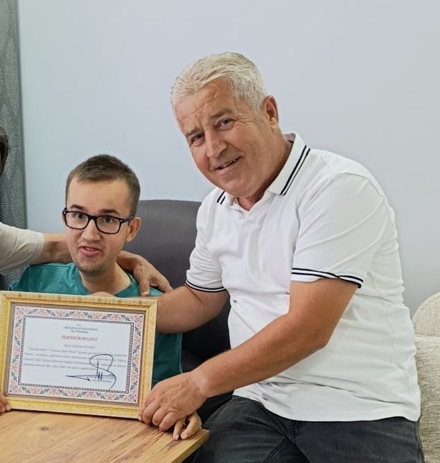 Engelli gençten örnek davranış