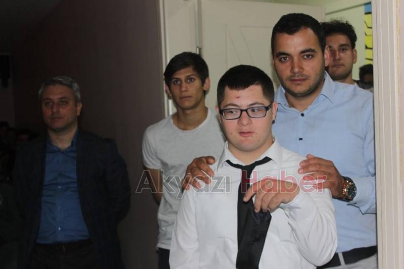 Engelli Öğrencilerden Farkındalık Programı