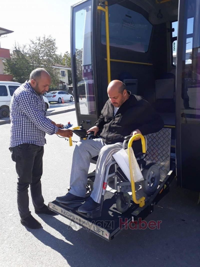 Engelli Vatandaşa Örnek Davranış