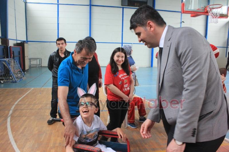 Engelliler Haftası Akyazı da Çeşitli Etkinliklerle Kutlandı