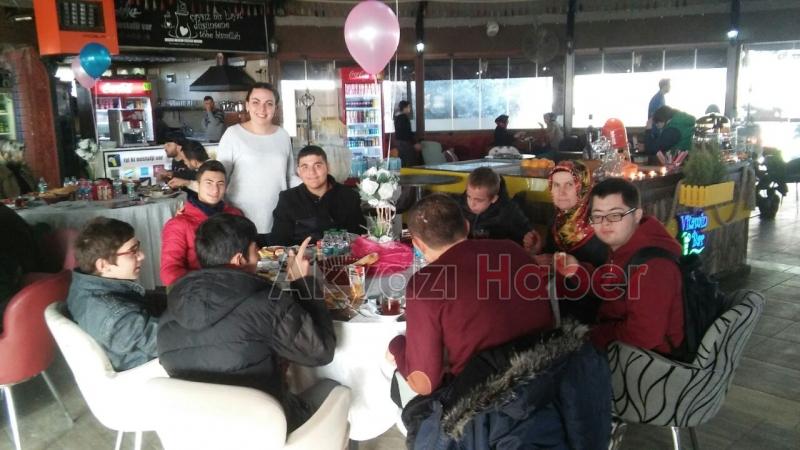 Engelliler Kahvaltıda Buluştu