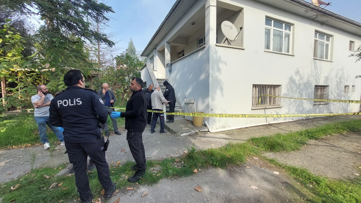 Eniştesi evinde cansız bedenini buldu