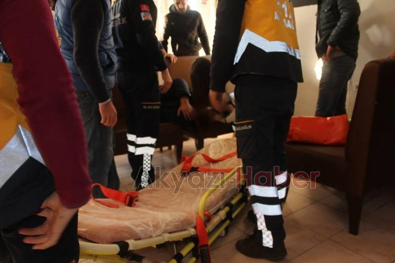 Epilepsi Nöbeti Geçiren Öğrenci Hastaneye Kaldırıldı