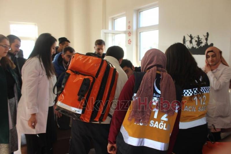 Epilepsi Nöbeti Geçiren Öğrenci Hastaneye Kaldırıldı