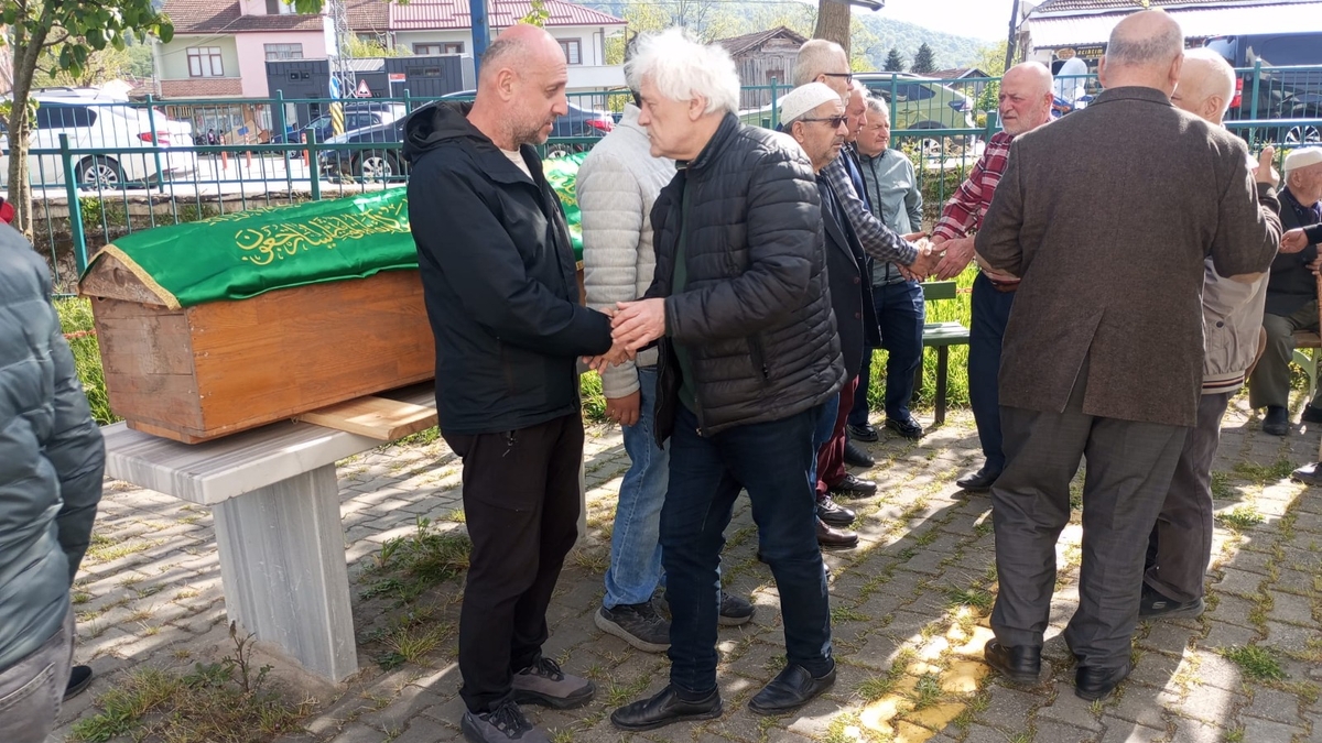 Ercan Aydın Toprağa Verildi