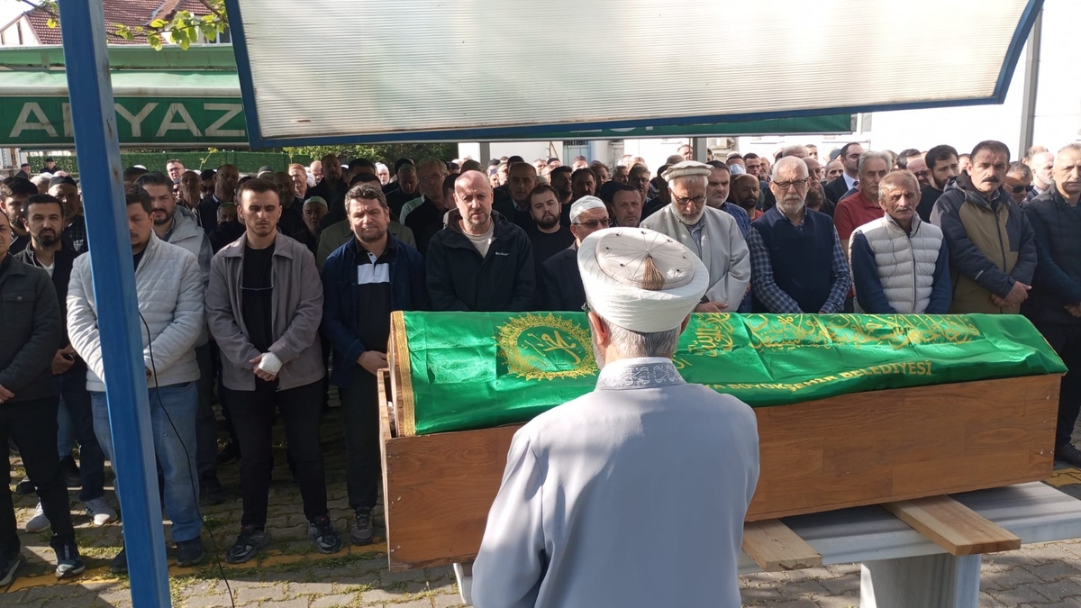 Ercan Aydın Toprağa Verildi