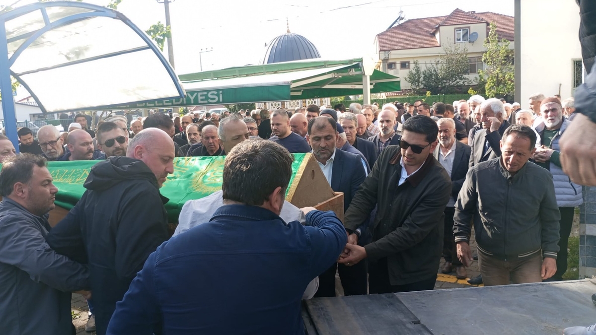 Ercan Aydın Toprağa Verildi