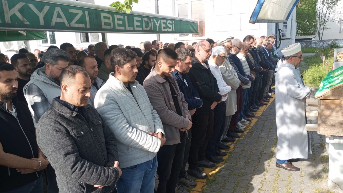 Ercan Aydın Toprağa Verildi