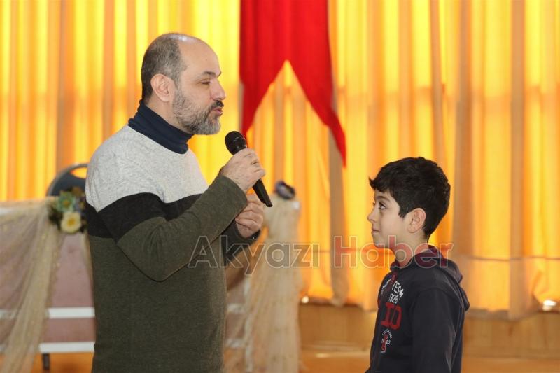 ERDEM UYGAN KONFERANSINA YOĞUN İLGİ