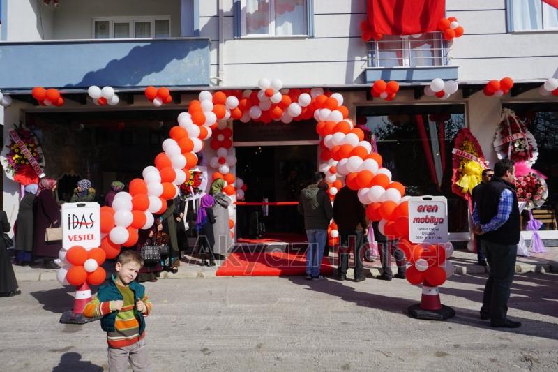 Eren Mobilya Dualarla Açıldı
