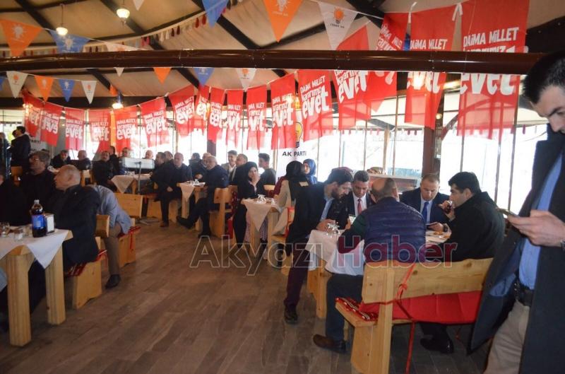 Erol Kaya Akyazı da Toplantı Yaptı