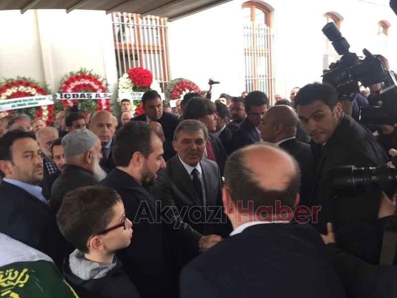 Eski bakan Cevat Ayhan toprağa verildi