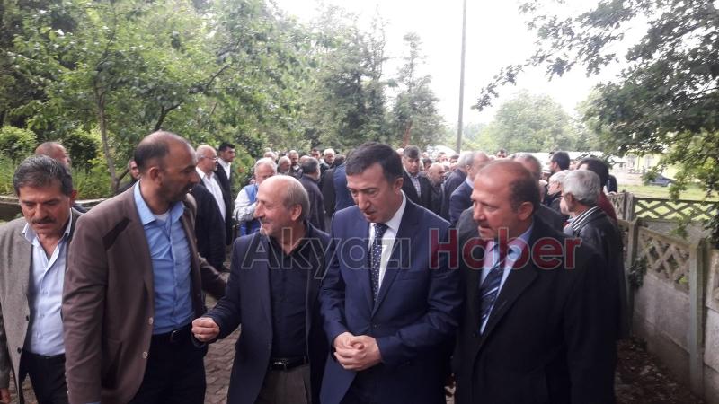 Eski bakan Cevat Ayhan toprağa verildi