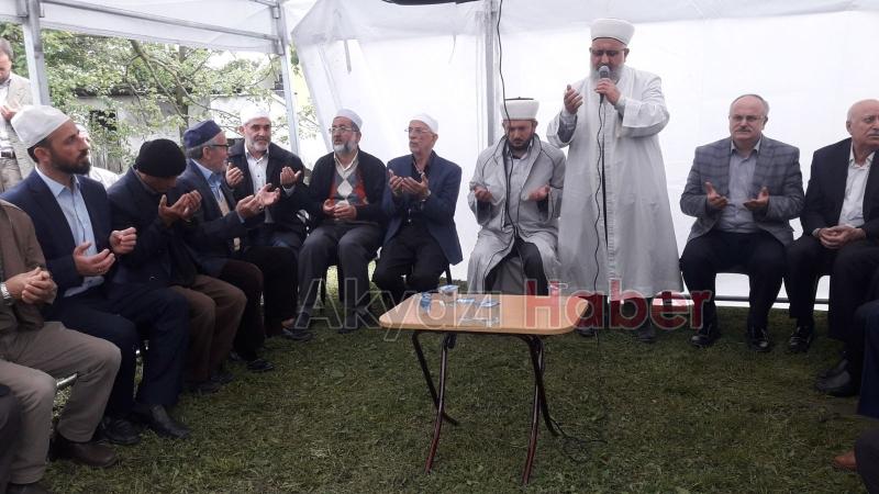 Eski bakan Cevat Ayhan toprağa verildi
