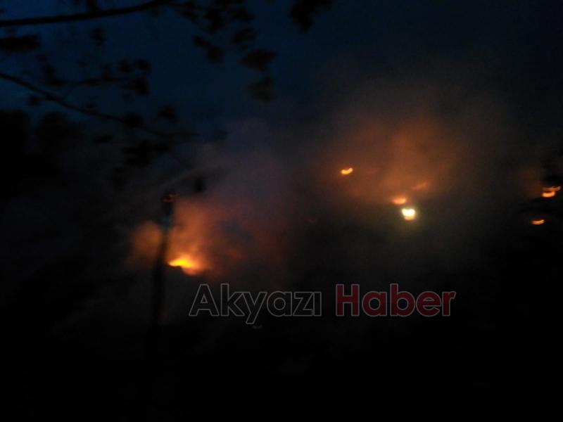 ESKİ ÇÖPLÜKTE ÇIKAN YANGIN KORKUTTU