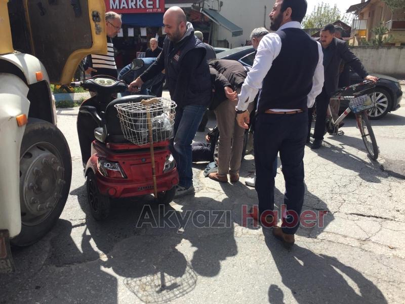 Eski ilçe başkanının babası Kamyonun altında kalmaktan Son anda kurtuldu