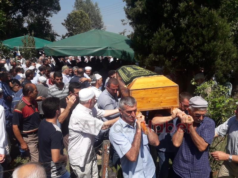 Eski Muhtar İrfan Eker Hayatını Kaybetti